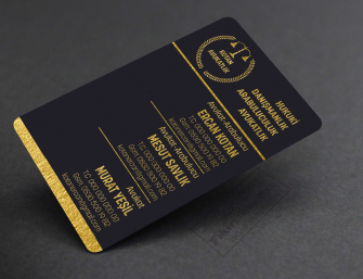 Çok isimli hukuk büroları için altın renkli kartvizit modelleri